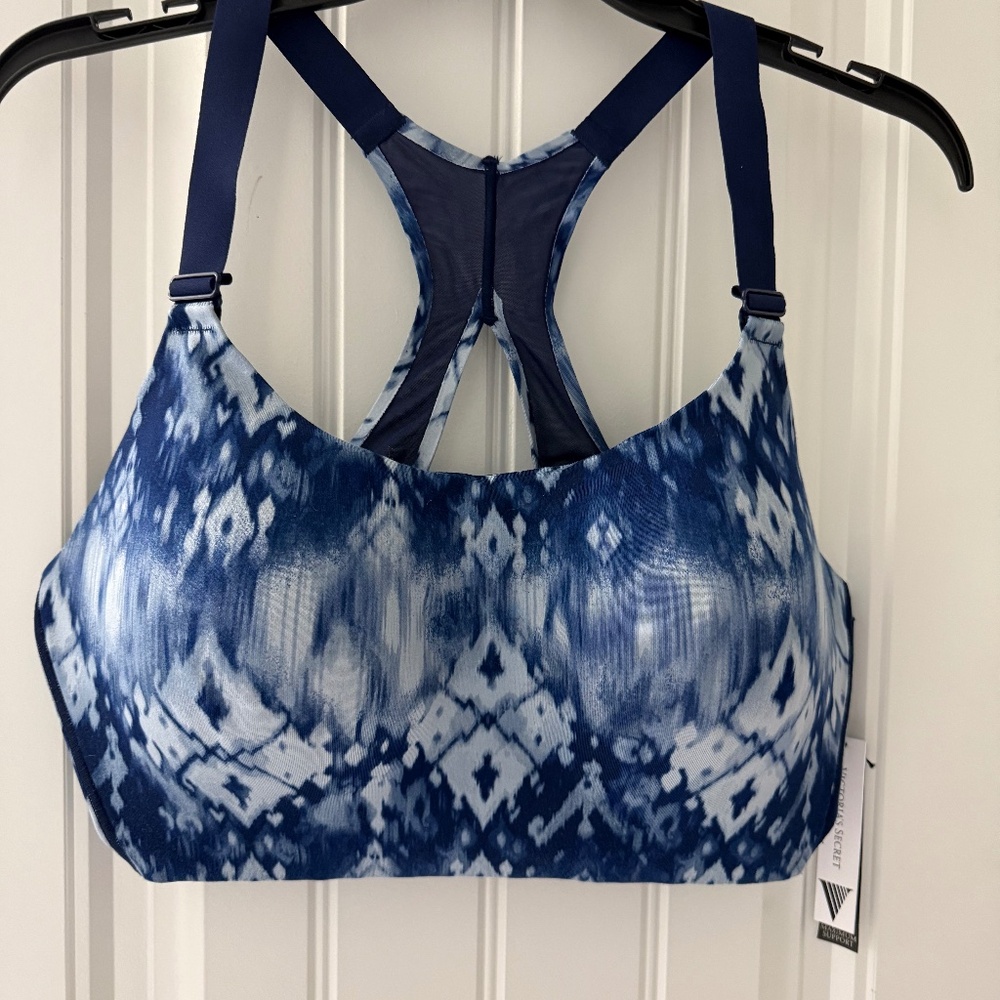 Victoria's Secret Sweat On Point Maximum Support Sports Bra